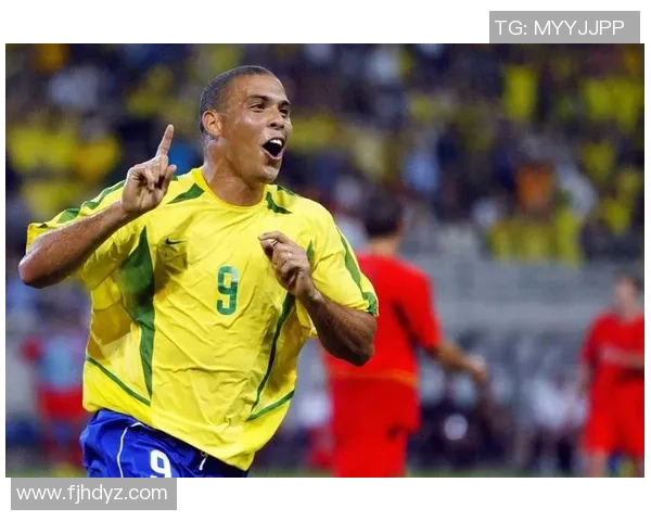 足球明星飞龙的真实身份揭秘及其在足球界的影响力分析 足球明星飞龙的真实身份揭秘及其在足球界的影响力分析