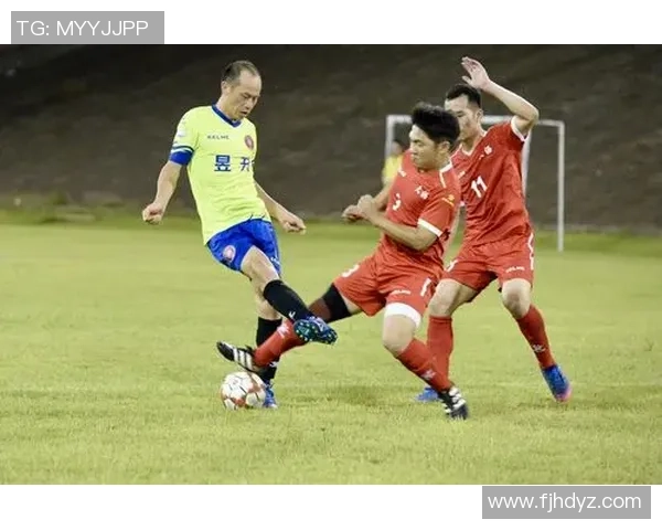 城市联赛特别报道：成都足球队的突破历程